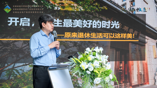 ���Ц����